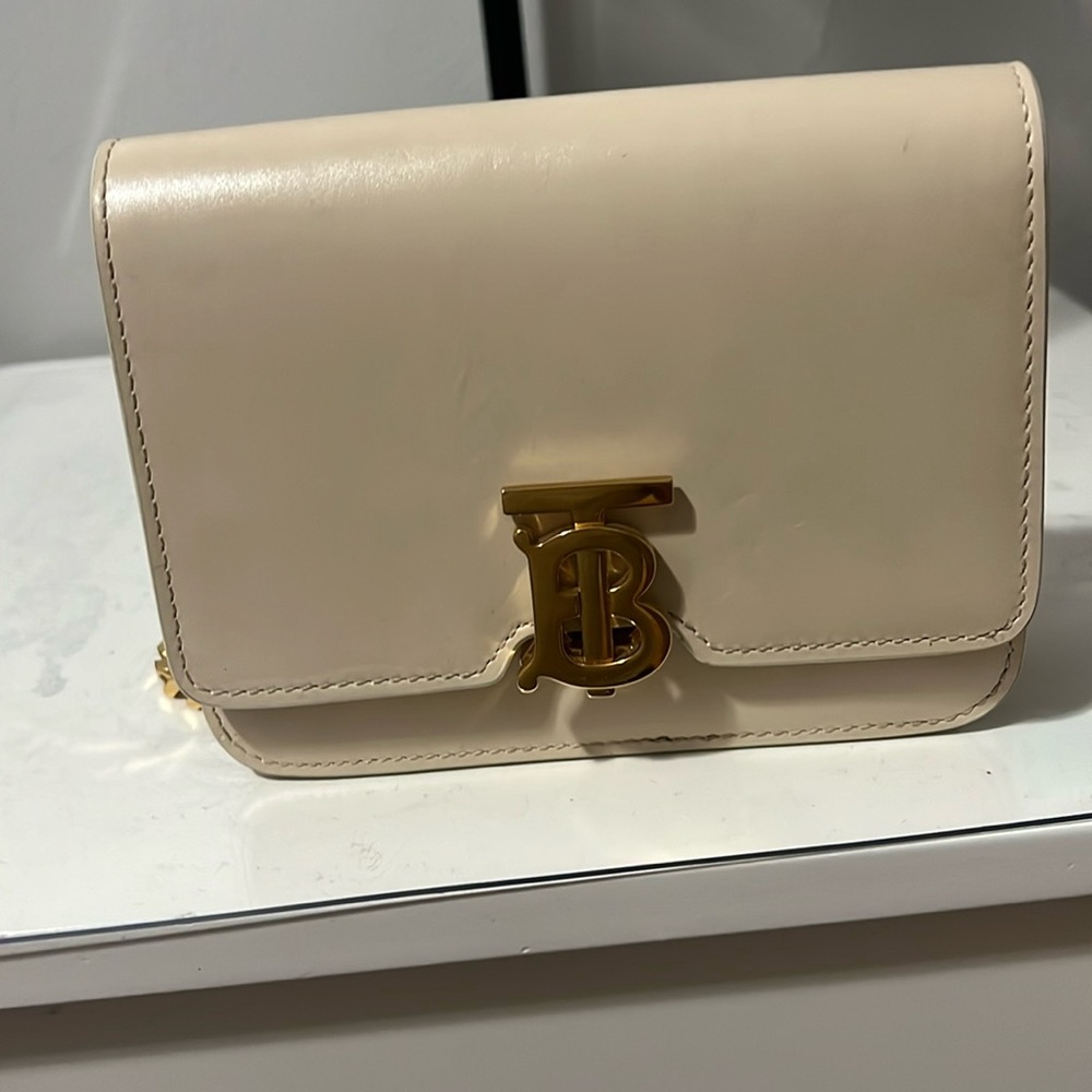 Calfskin TB Chain Belt Bag Rose Beige Burberry beige bag with gold chain perfect
